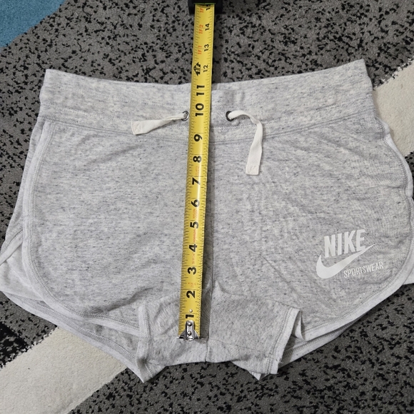Nike Sportswear Slim Fit Running Shorts, S, GUC - Picture 4 of 10